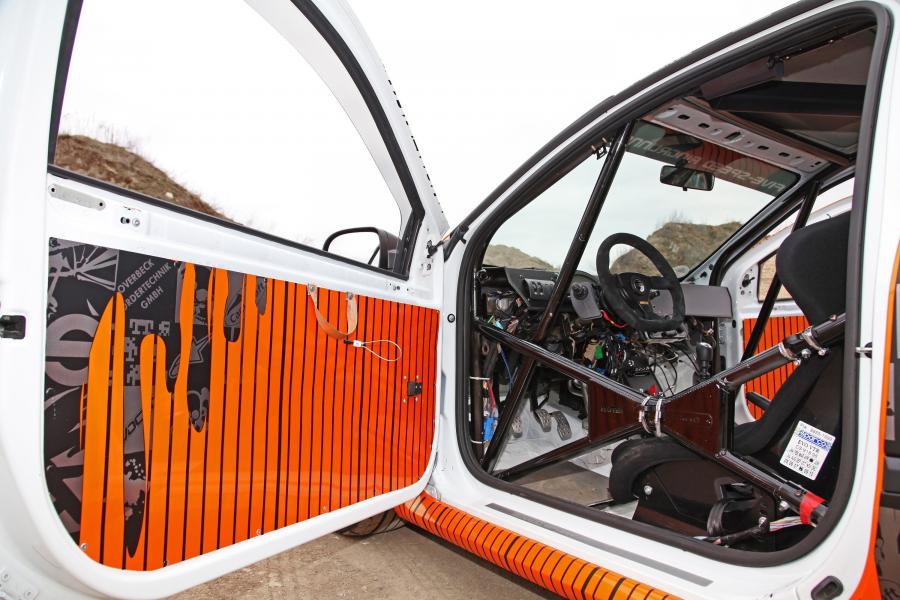  Renault Clio RS 200 EyeCatcher by Cam Shaft 2012 года  (фото 3 из 18)